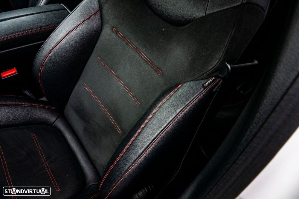 Mercedes-Benz A 180 d AMG Line Aut. - 38