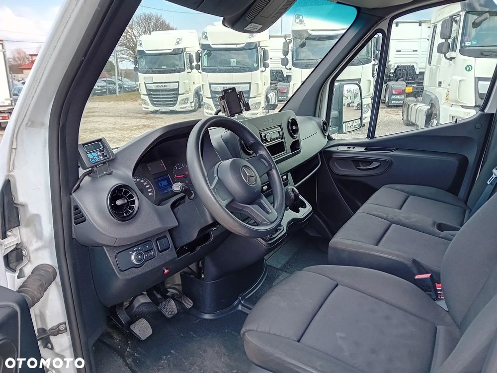 Mercedes-Benz SPRINTER 515 CDI RWD - 13