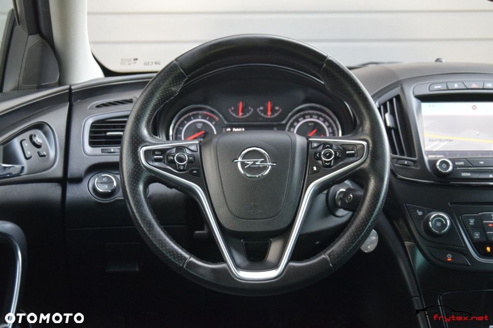 Opel Insignia - 31