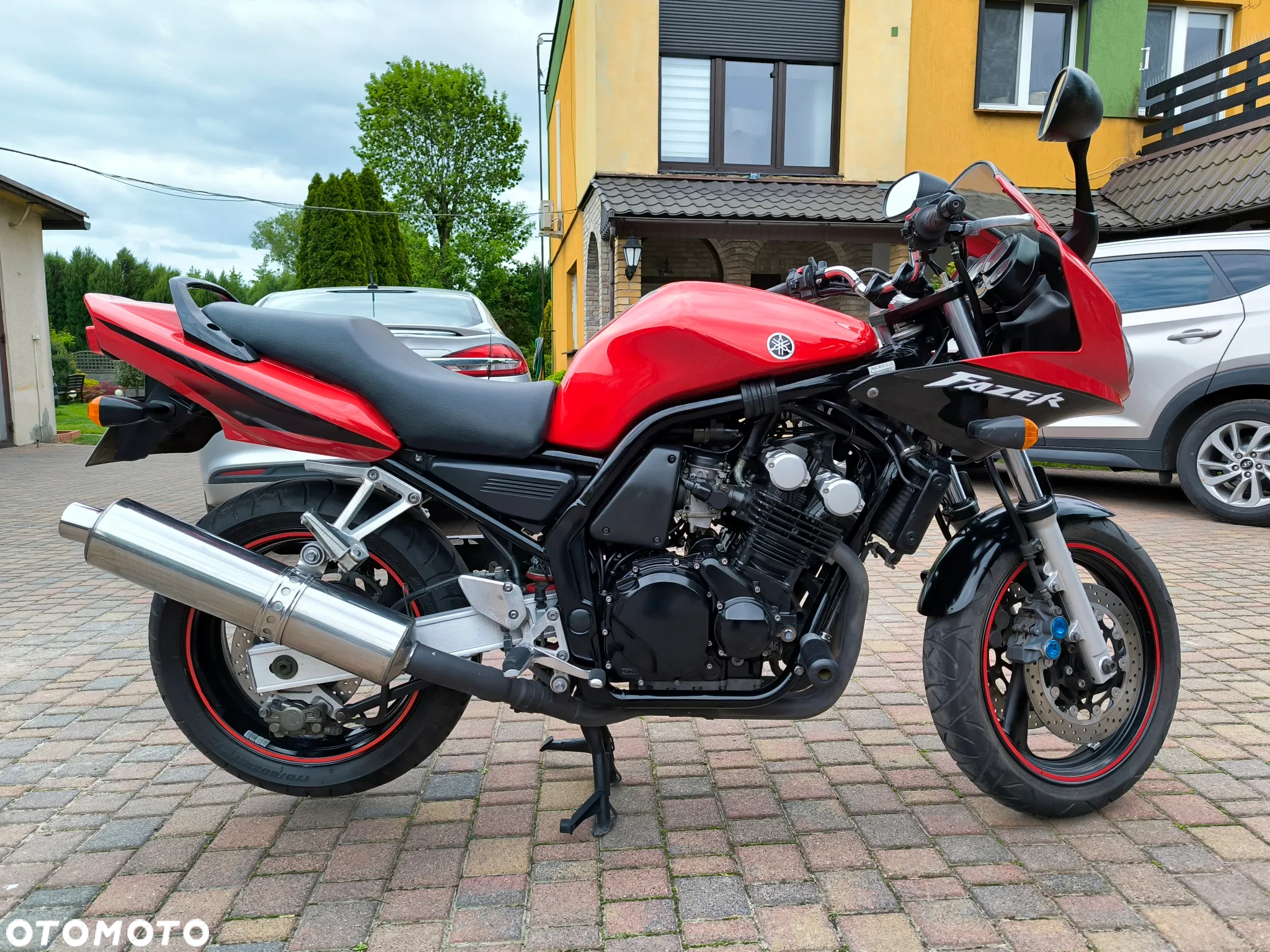 Yamaha FZS - 10