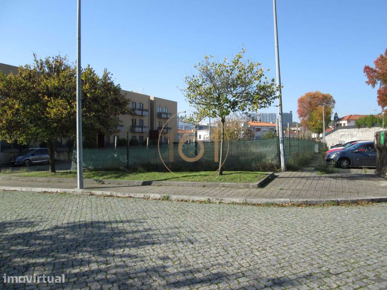 Terreno em Campanhã - Grande imagem: 2/4