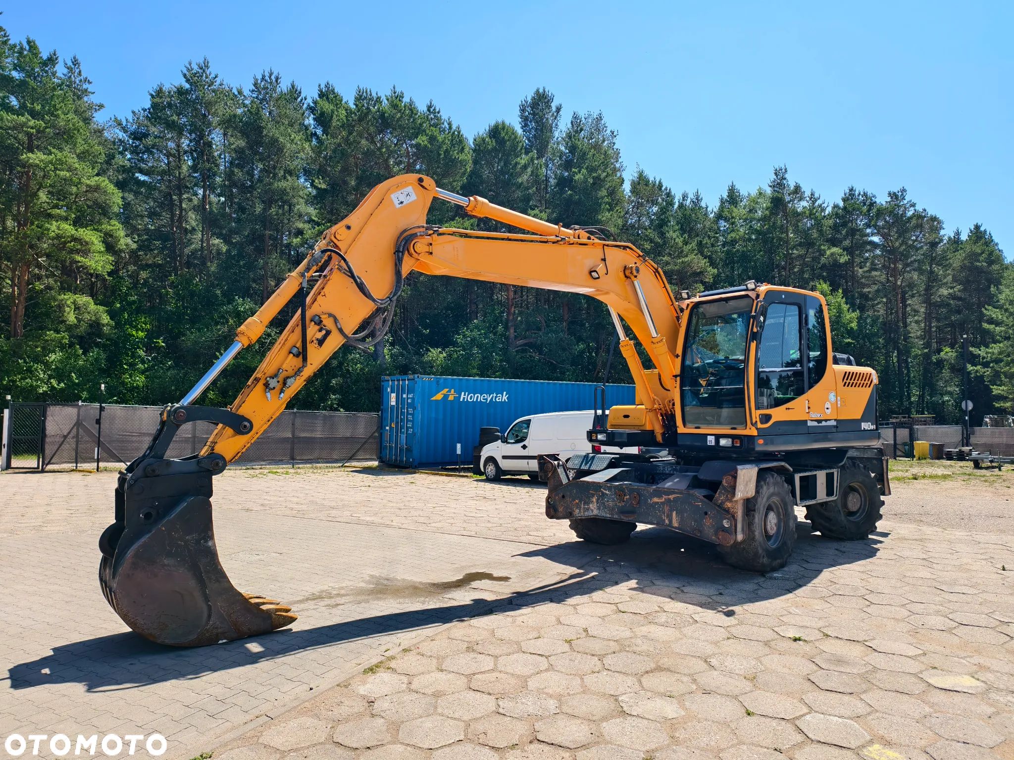 Hyundai 140W-9 - 1