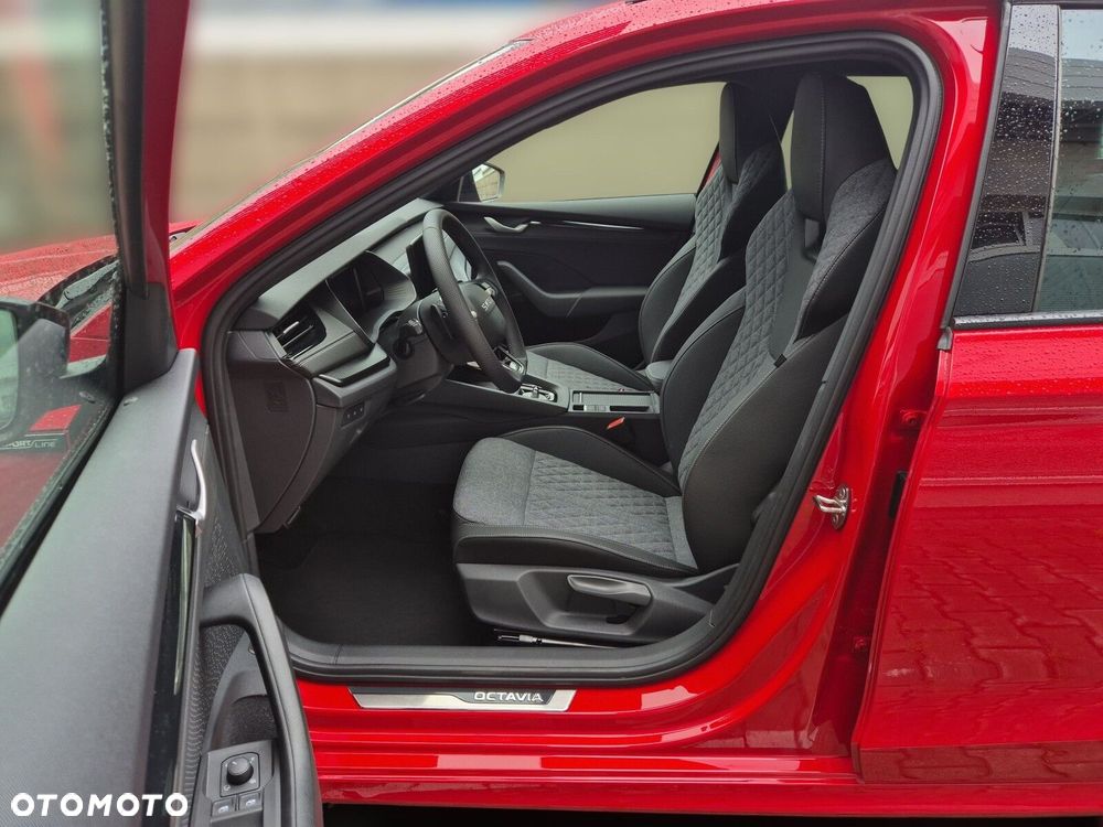 Skoda Octavia 1.5 TSI mHEV Sportline DSG - 20