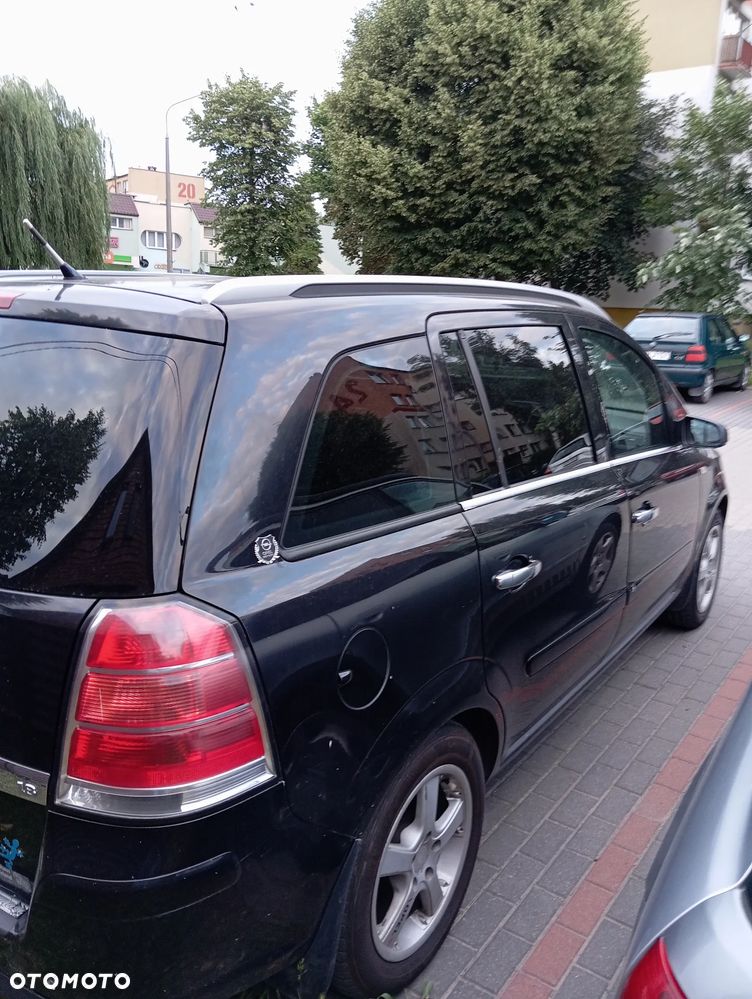 Opel Zafira 1.8 - 7