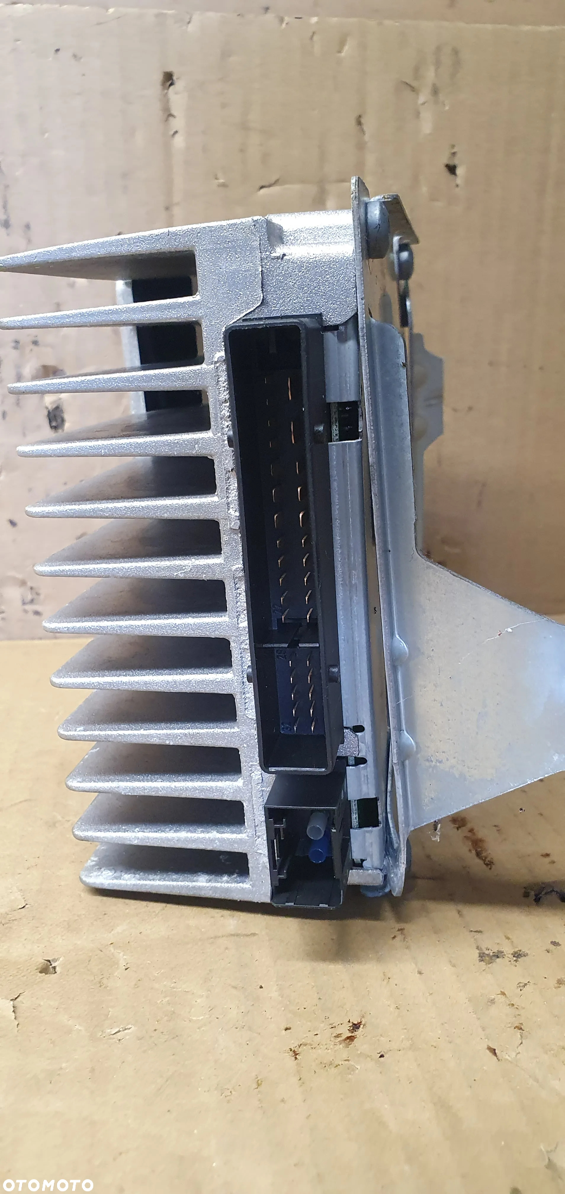 Wzmacniacz nagłośnienia Harman Becker Mercedes ML W164 A2518209589 - 6