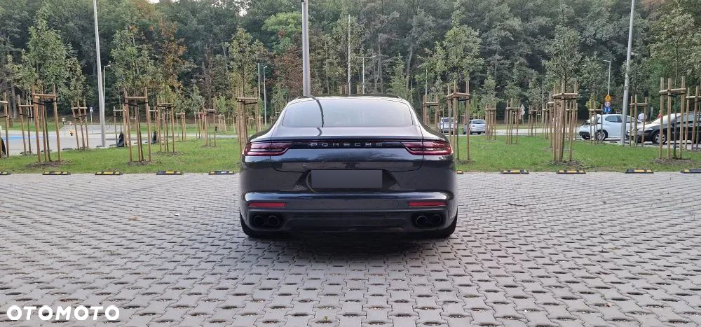 Porsche Panamera 4S - 7