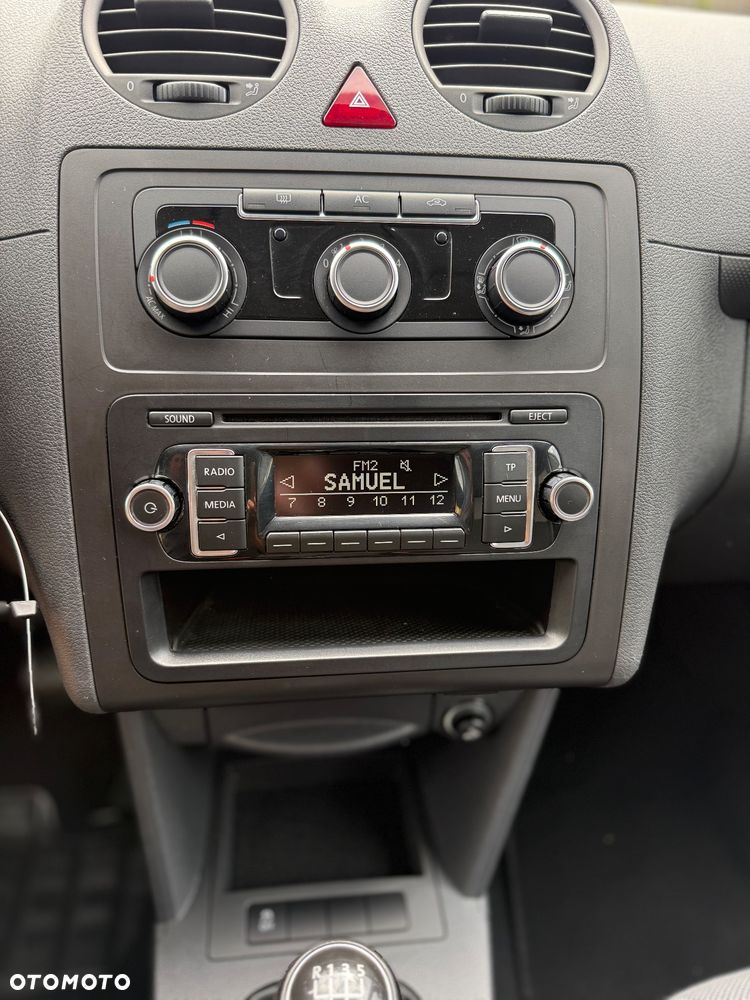 Volkswagen Caddy - 28
