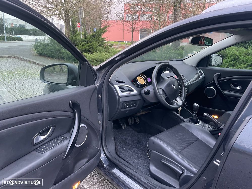 Renault Mégane Sport Tourer - 16