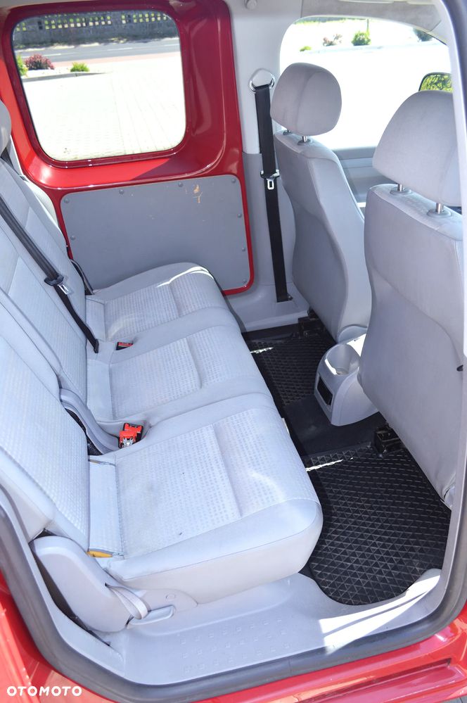 Volkswagen Caddy Maxi - 3