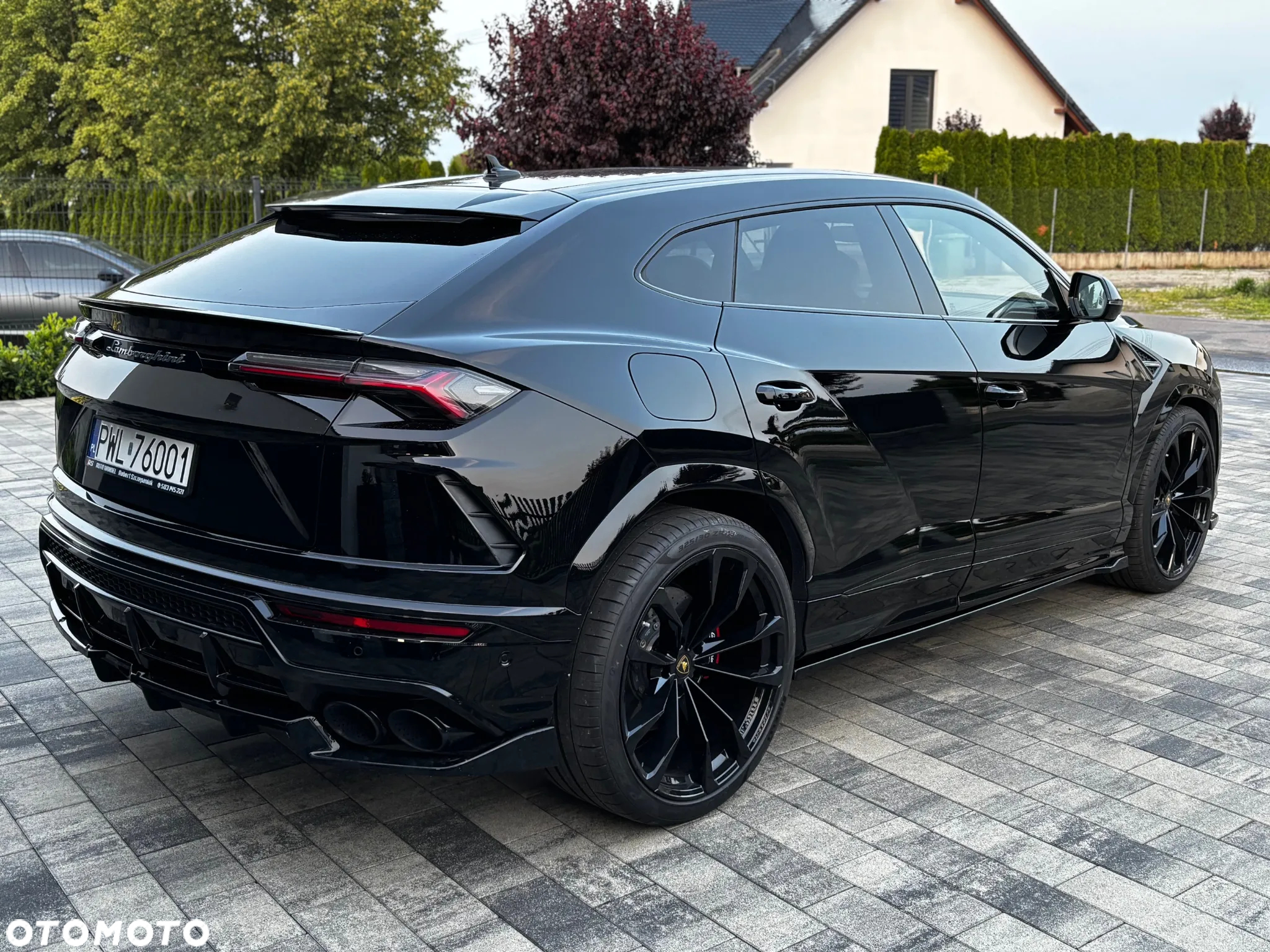 Lamborghini Urus Standard - 5