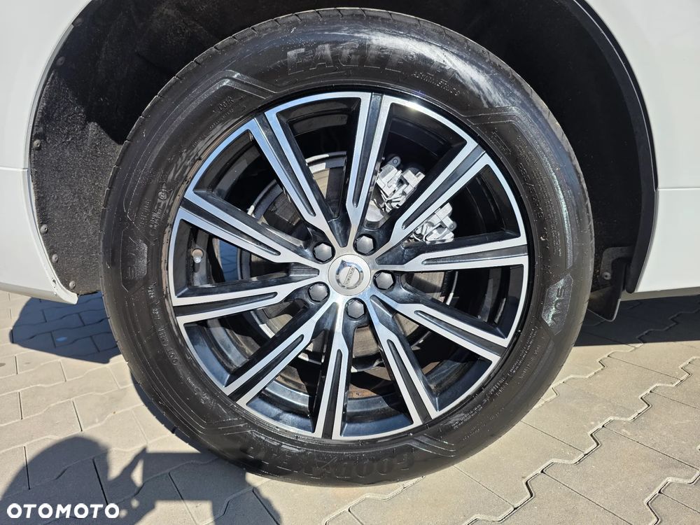 Volvo XC 60 ver-b4-d-awd-inscription - 15