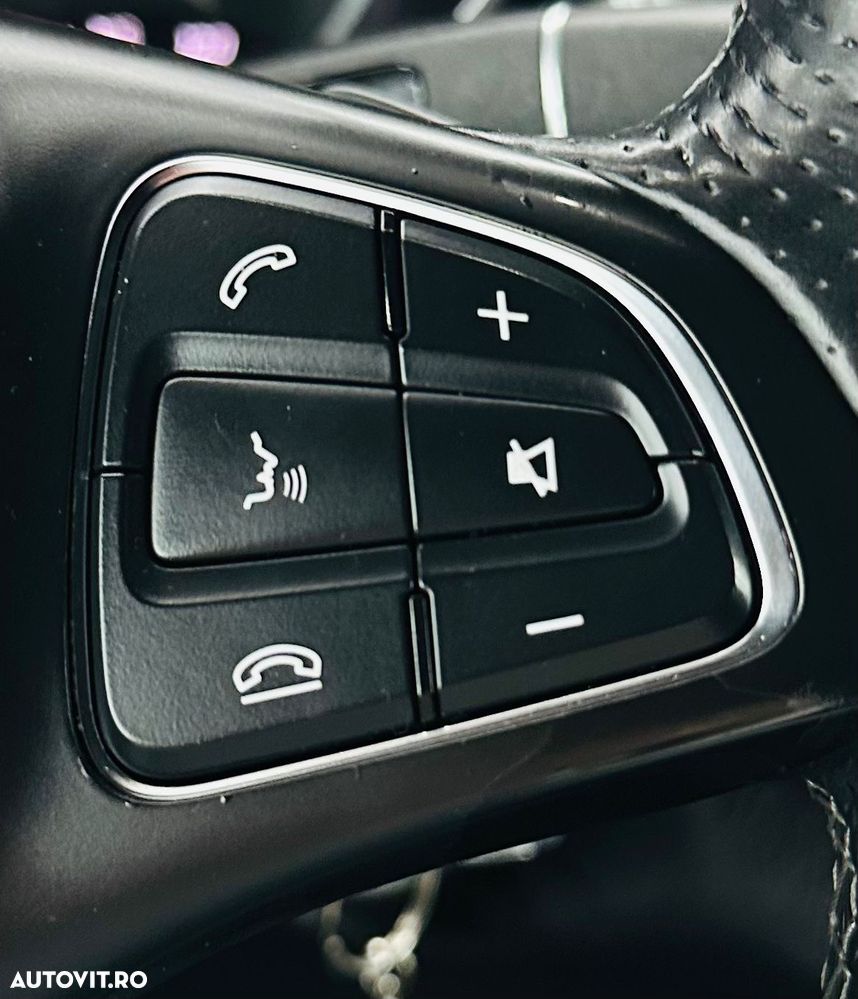 Mercedes-Benz V - 24