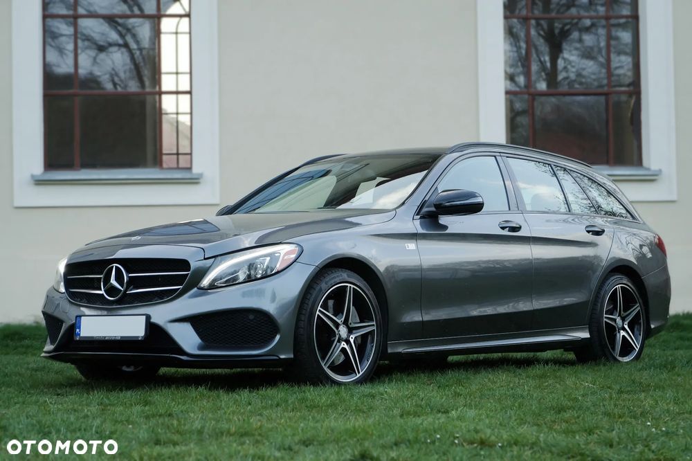 Mercedes-Benz Klasa C 300 T 9G-TRONIC AMG Line - 1