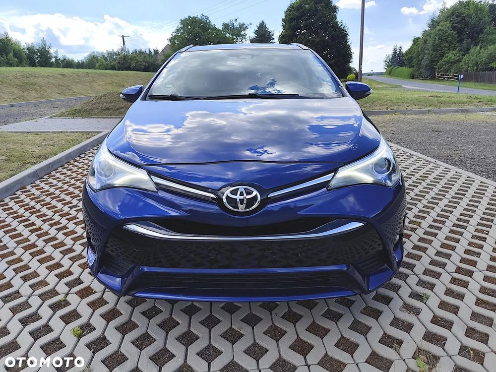 Toyota Avensis - 5