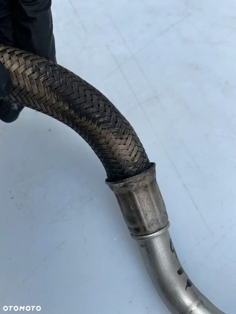 Przewód olejowy vw Golf V Audi A3 8P 2.0 TFSI 06F145735D - 3