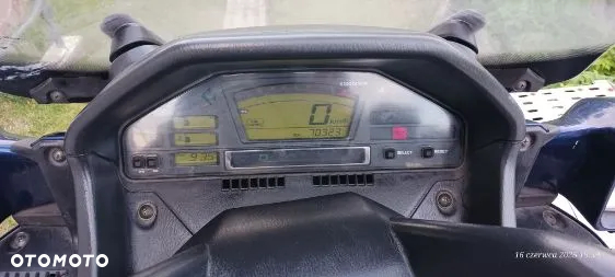 Suzuki Burgman - 4