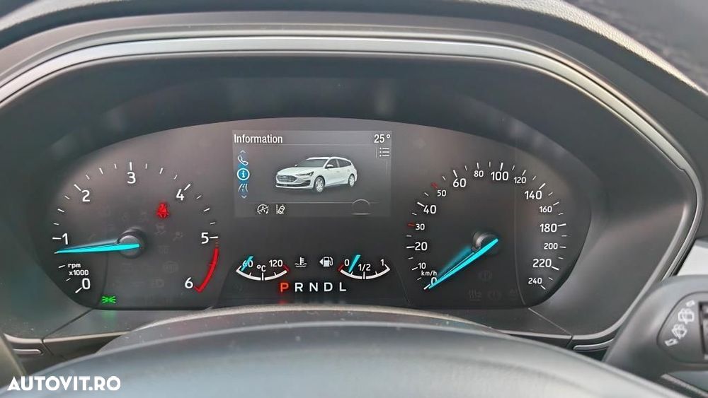 Ford Focus - 31