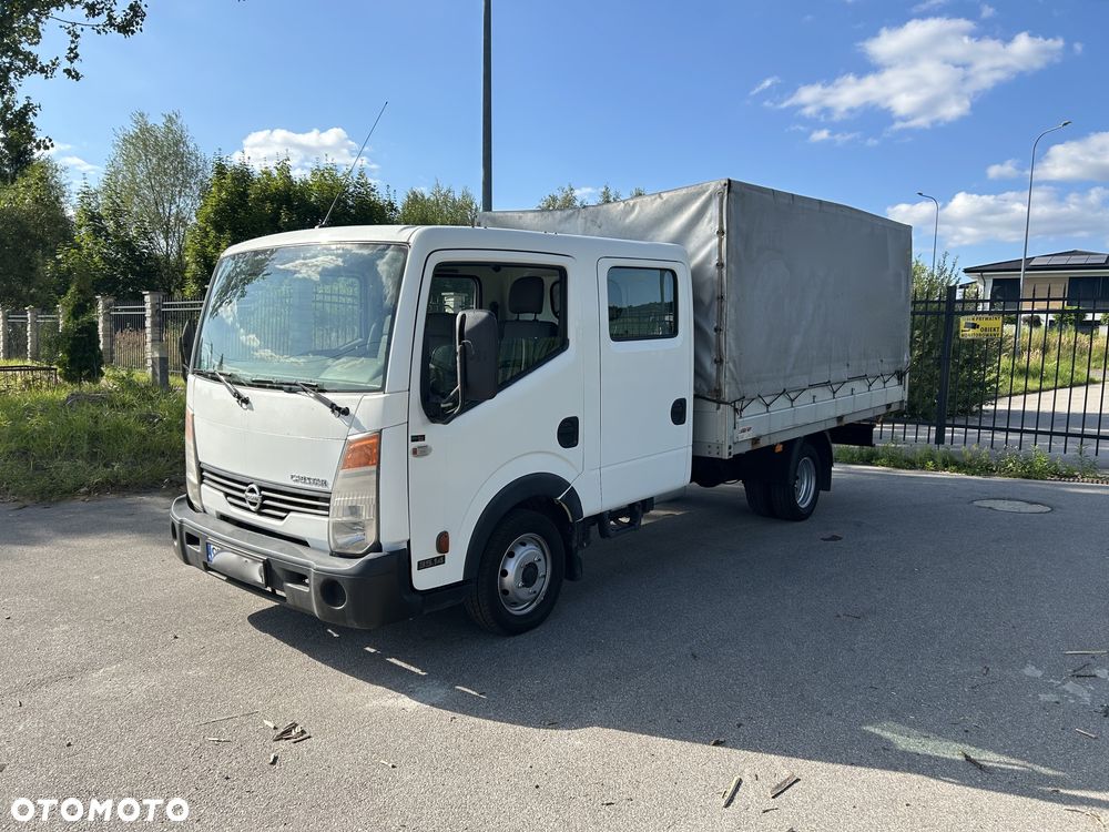 Nissan CABSTAR - 1
