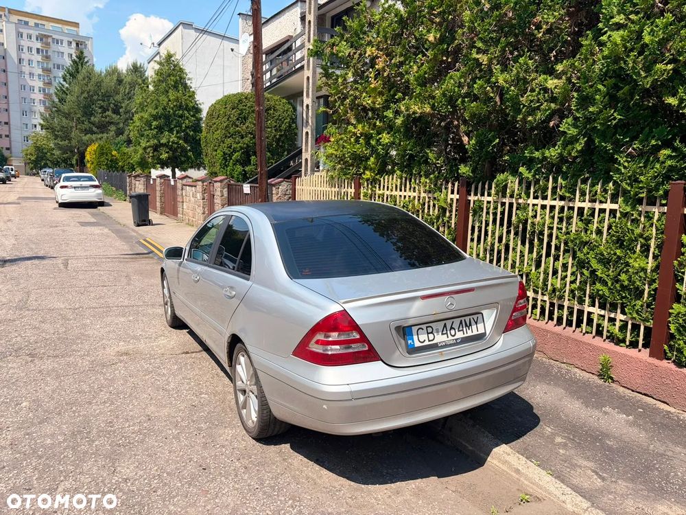 Mercedes-Benz Klasa C 180 Kompressor Classic - 10
