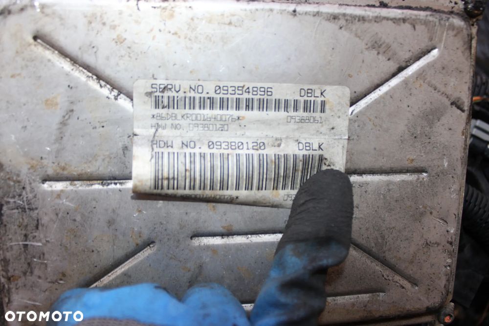 SILNIK 5.3 V8 LM7 + AUTOMAT 4L60E / CHEVROLET TAHOE 2003 - 9