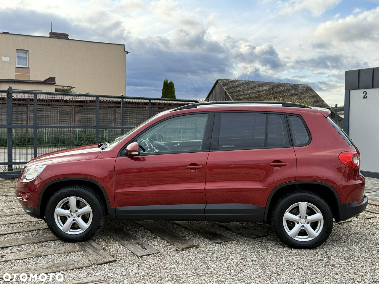 Volkswagen Tiguan - 19
