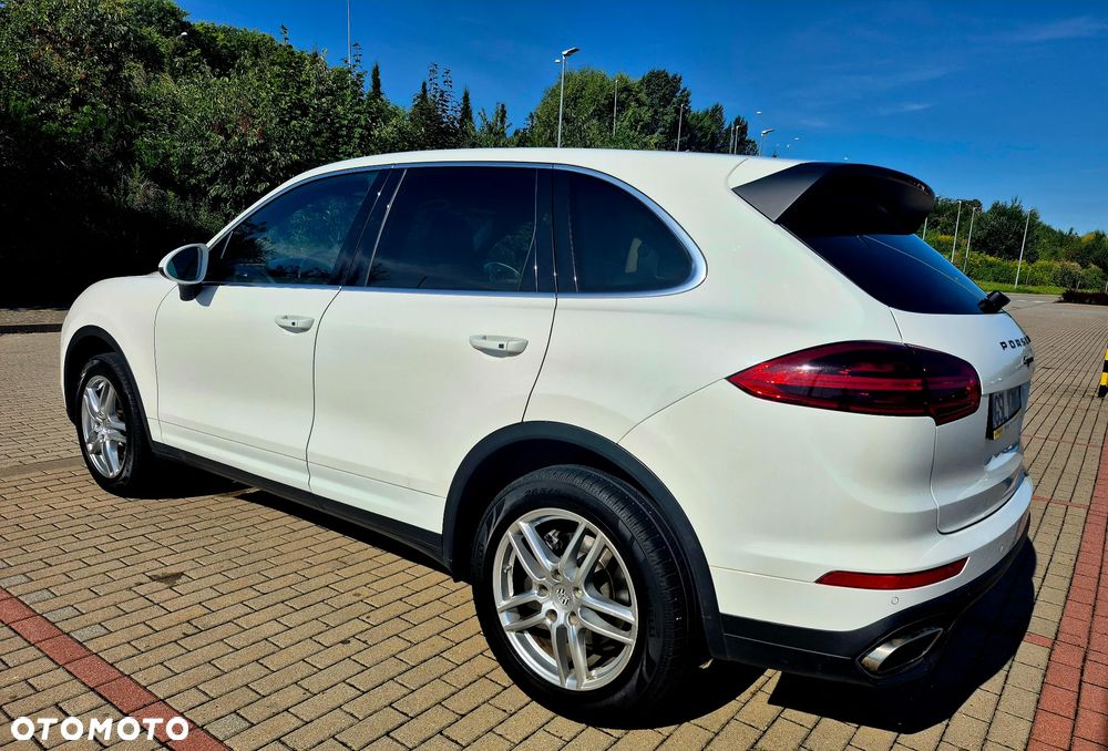 Porsche Cayenne Standard - 19