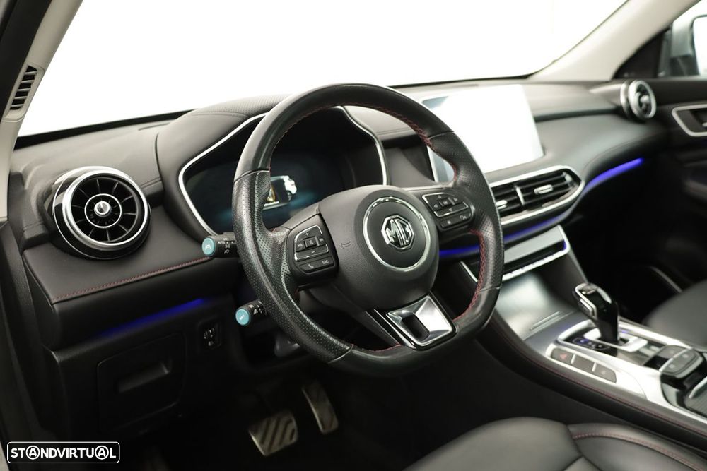 MG EHS 1.5 T-GDI Plug-in Hybrid Luxury - 7