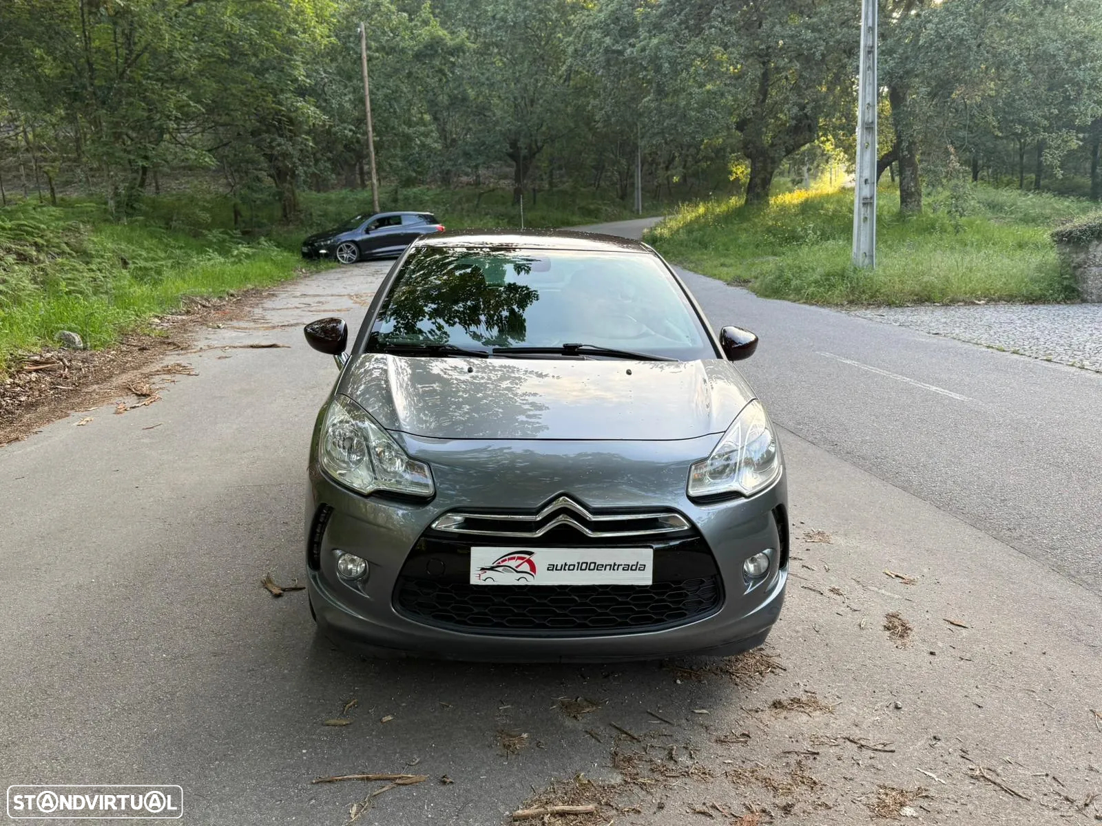 Citroën DS3 1.6 HDi Airdream So Chic - 3