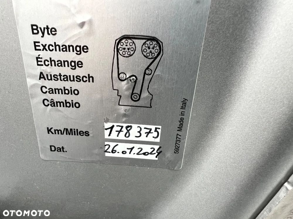 Volvo XC 60 D3 Drive-E Ocean Race - 30