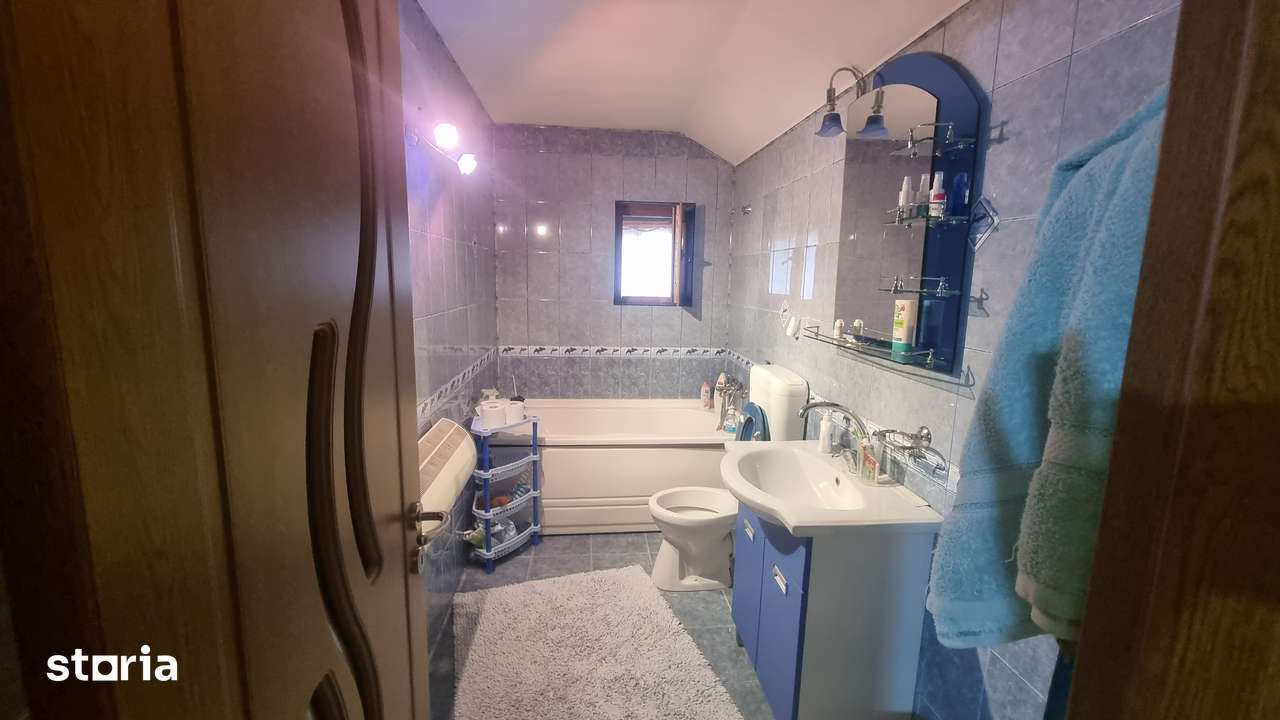 Casa de vacanță--Hidișel de Sus - Imagine principală: 4/14