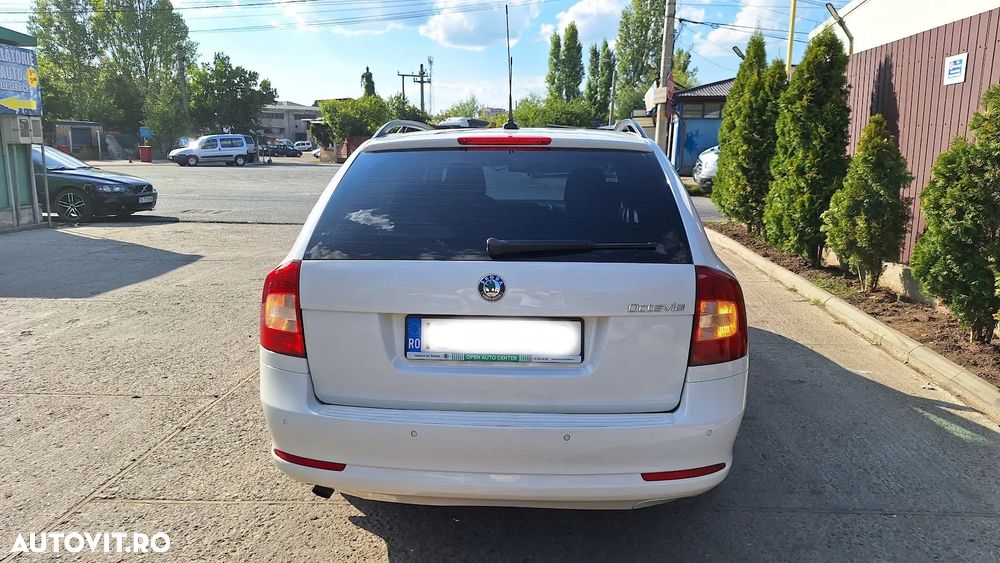 SKODA Octavia 2010 — imagine 5