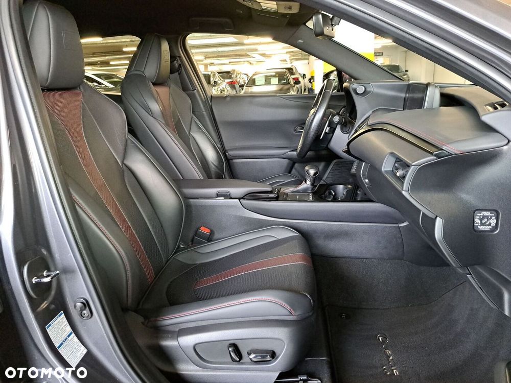 Lexus UX 250h GPF F Sport AWD - 16
