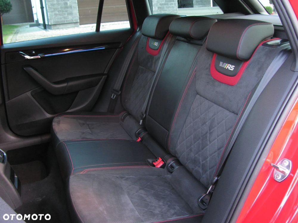 Skoda Octavia 2.0 TSI DSG RS 245 - 28