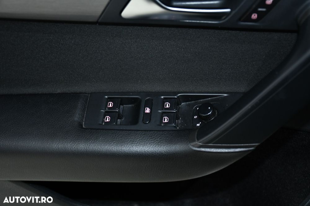 Volkswagen Passat Variant 1.4 TSI DSG BlueMotion Technology Highline - 21