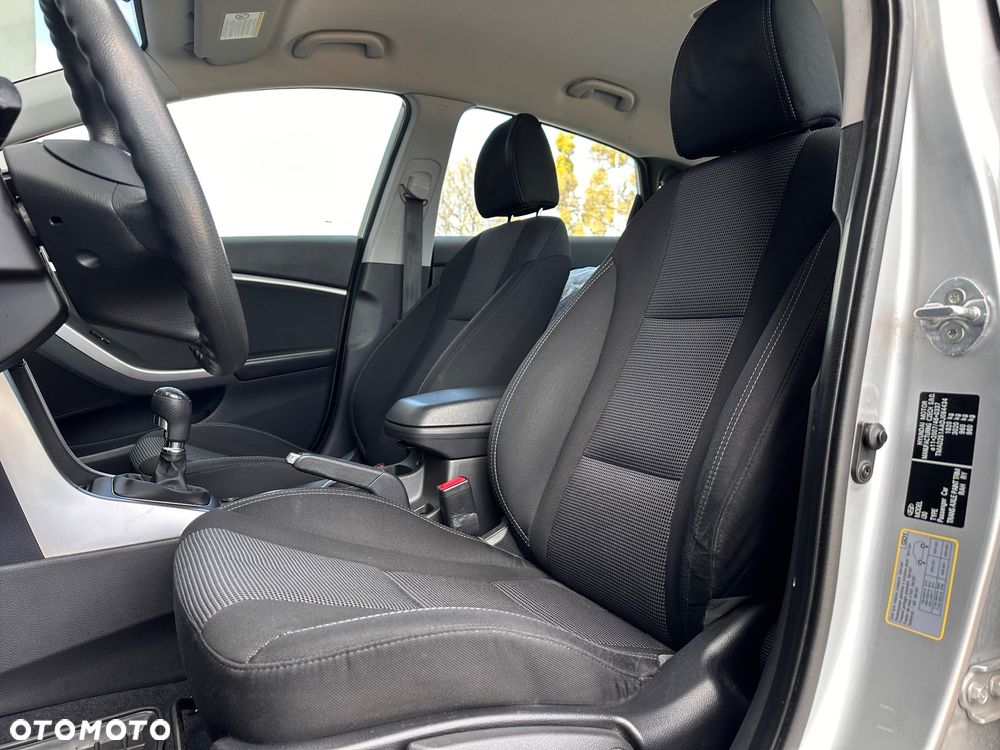 Hyundai i30 1.4 Comfort - 8