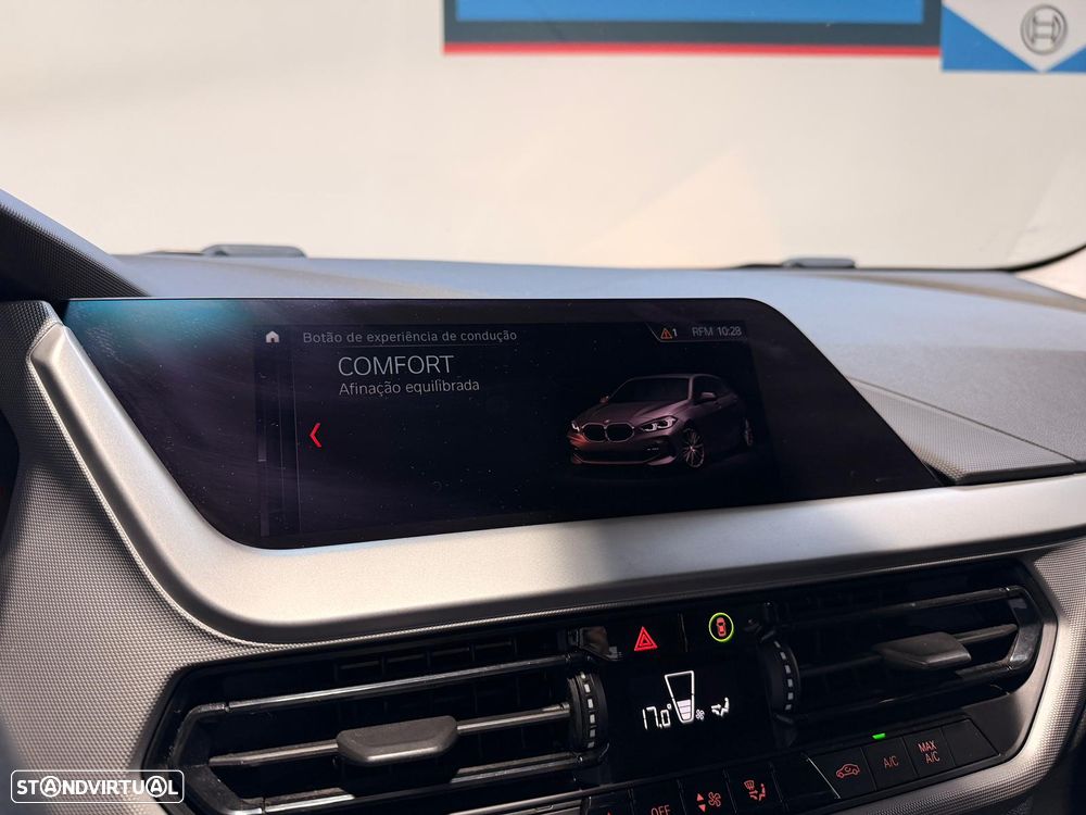 BMW 118 i Auto - 27