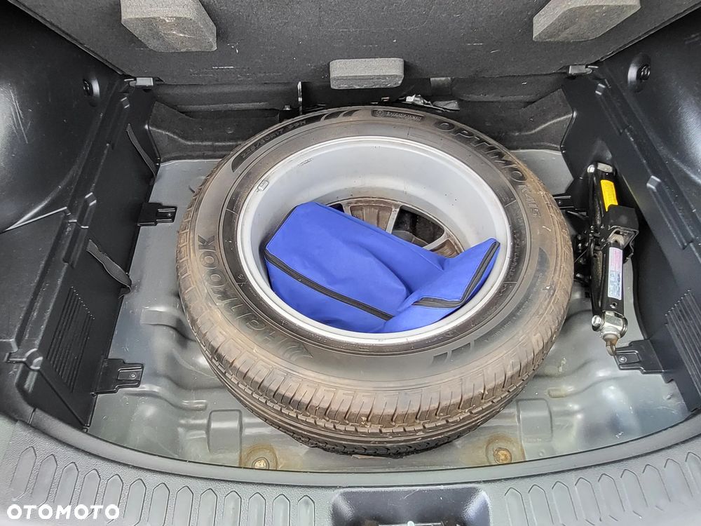 Kia Sportage 2.0 CVVT 2WD Spirit - 22