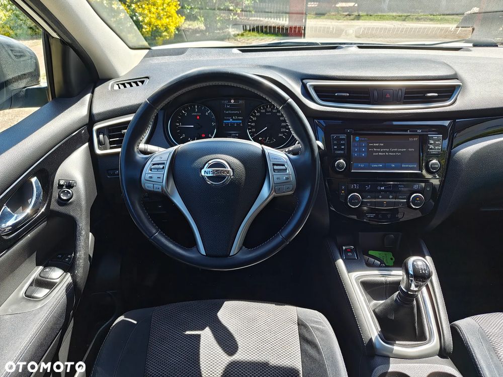 Nissan Qashqai 1.5 dCi N-Connecta - 11