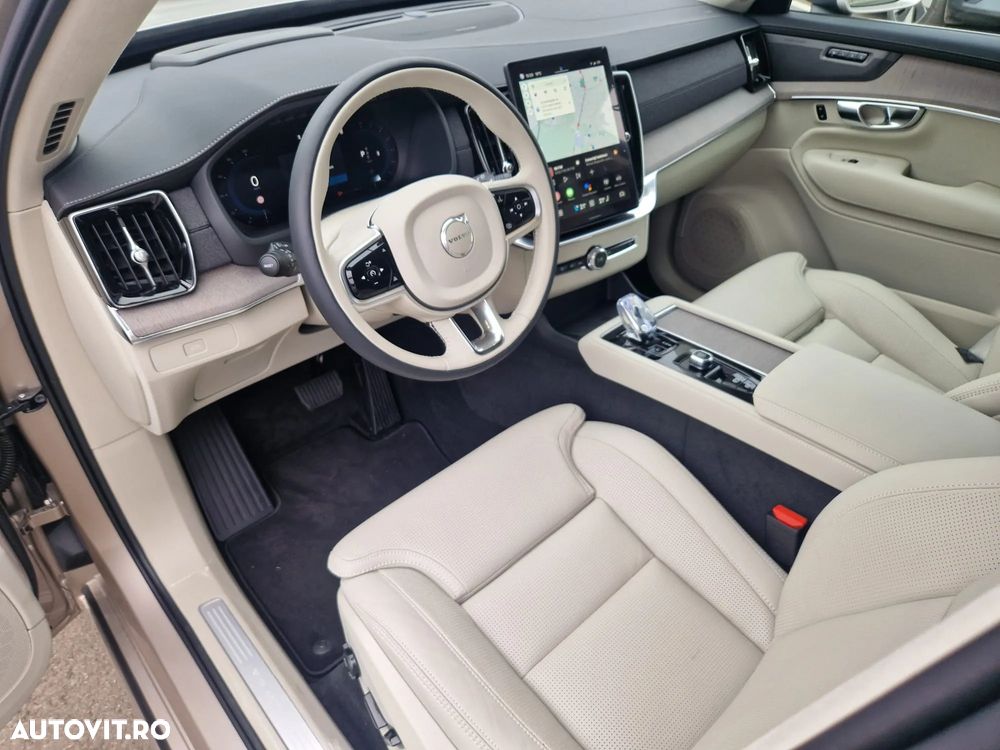 Volvo XC 90 B5 AWD MHEV Ultra Bright - 12