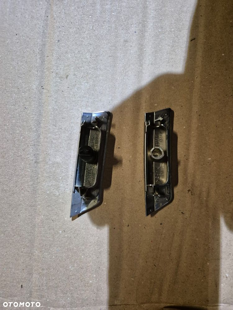 Zaślepka spryskiwacza Lexus LS600h 06-12r. - 1