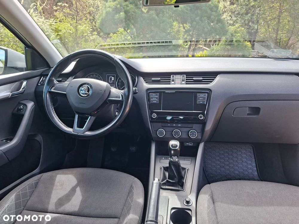 Skoda Octavia 1.6 TDI Ambition - 5