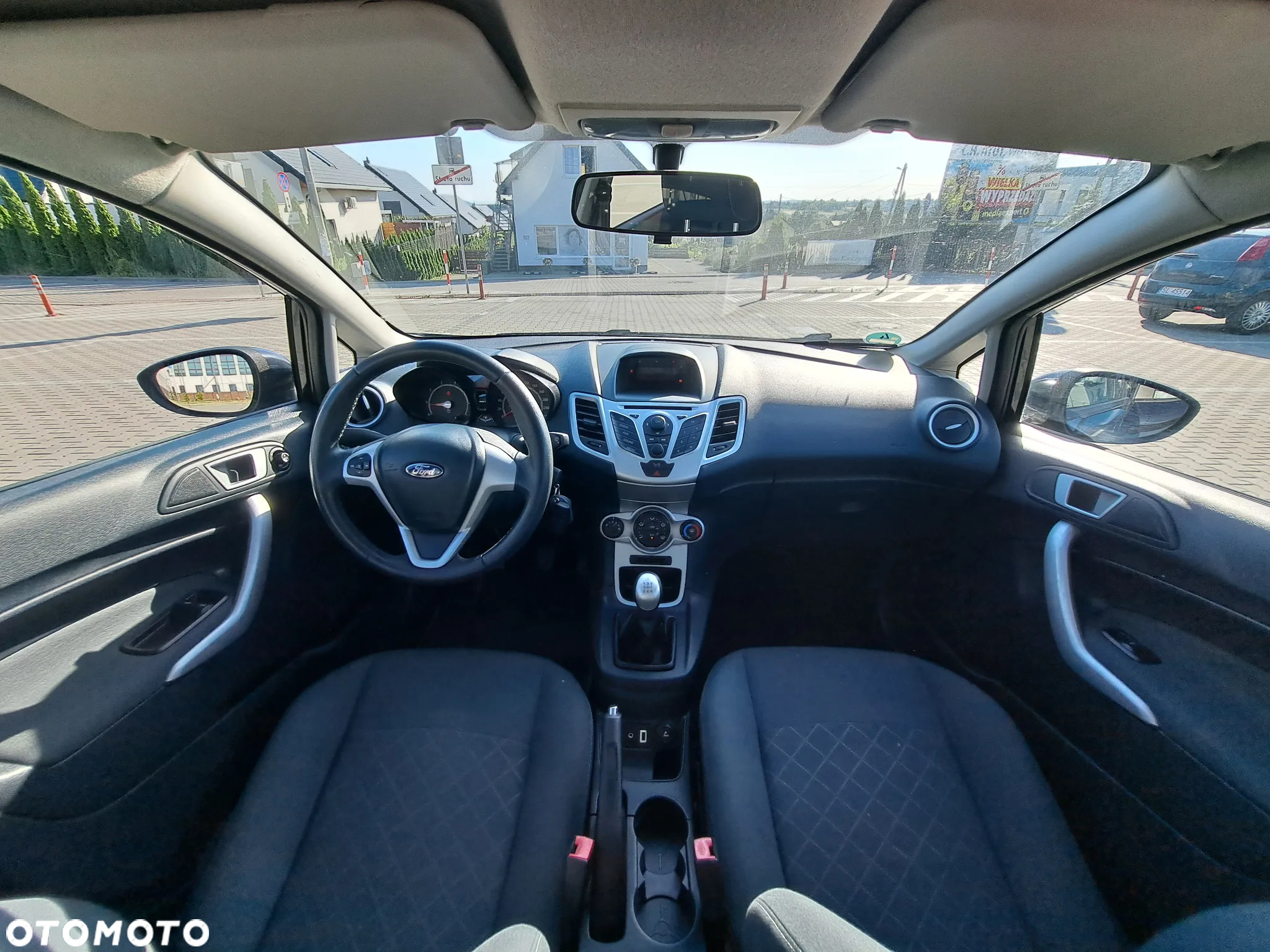 Ford Fiesta 1.25 Ambiente - 21
