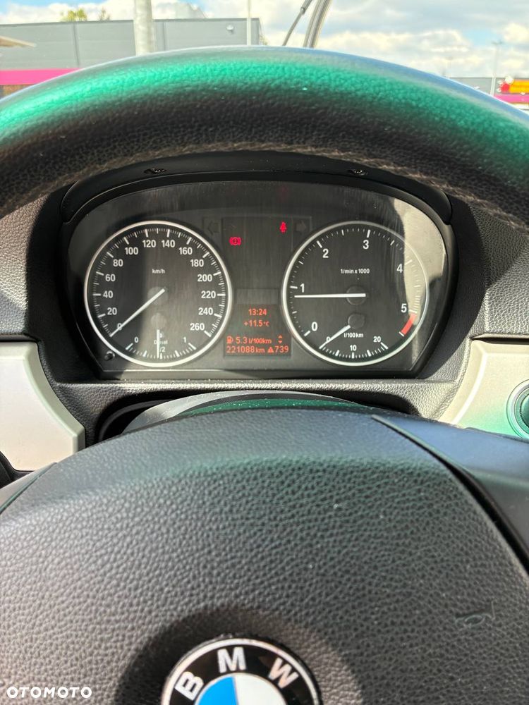 BMW Seria 3 318d - 12