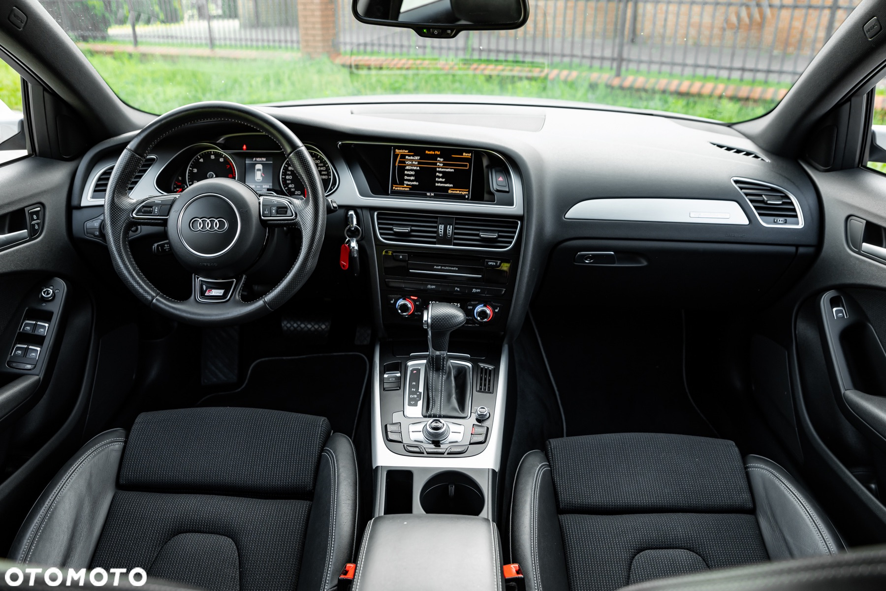 Audi A4 Avant 2.0 TFSI quattro S tronic S line Sportpaket - 27