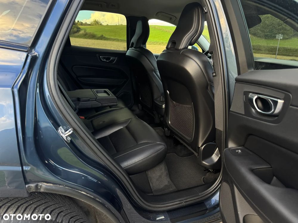 Volvo XC 60 D4 Geartronic Inscription - 17