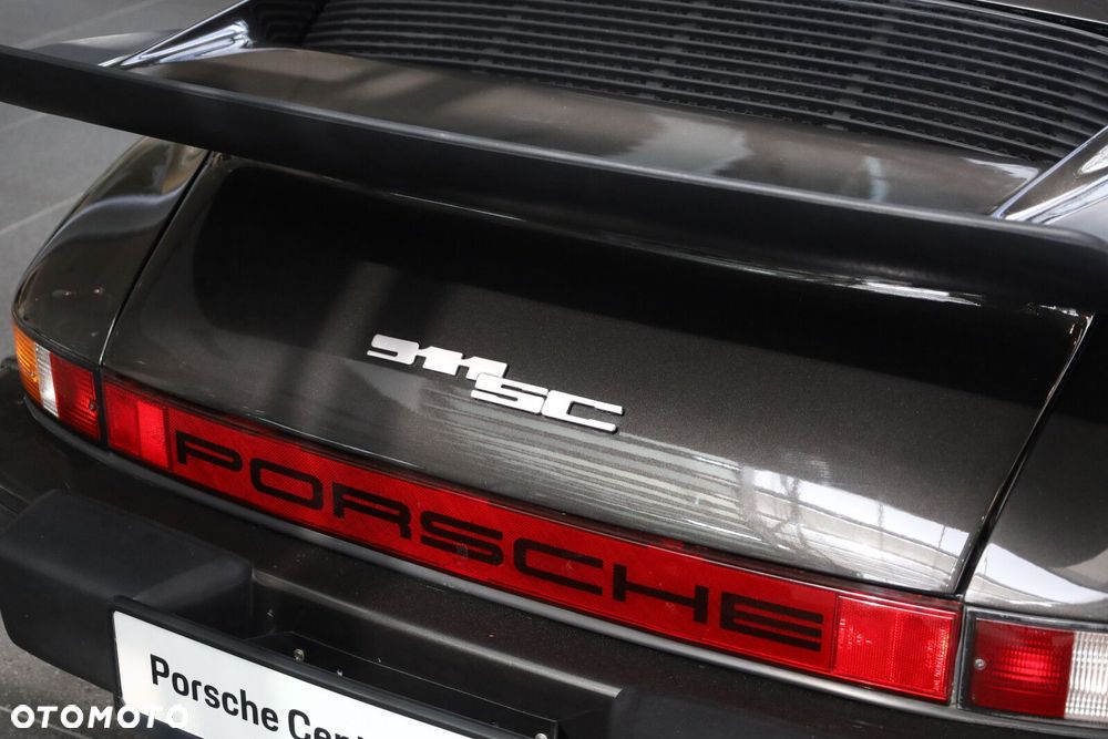 Porsche 911 - 15