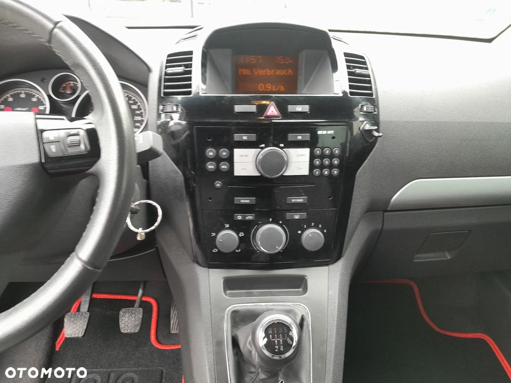 Opel Zafira 1.8 Enjoy - 12