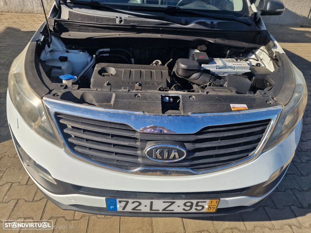 Kia Sportage 1.7 CRDI ISG Prime - 10