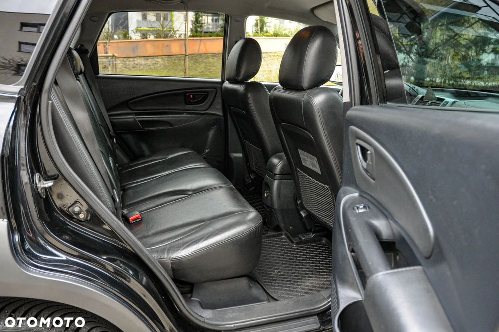 Hyundai Tucson 2.0 CRDi VGT 2WD GLS - 12