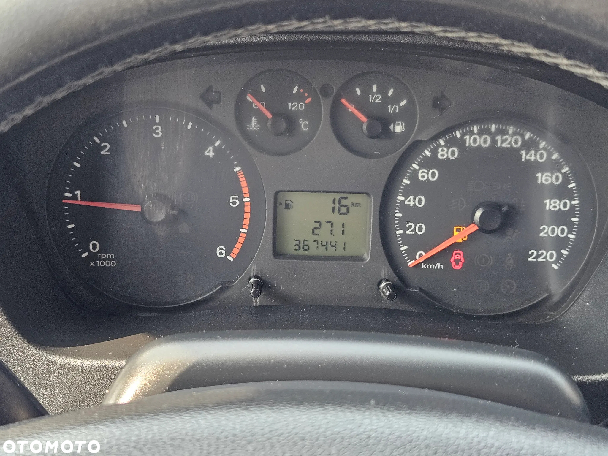 Ford Transit FT 350L Trend - 32